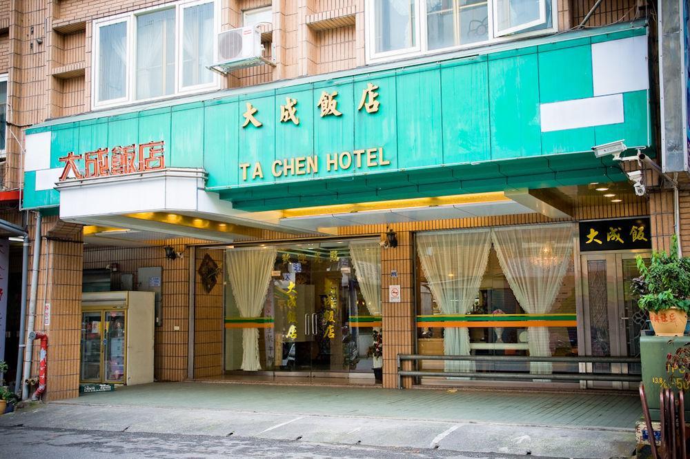 Day Chen Hotel Yilan Extérieur photo