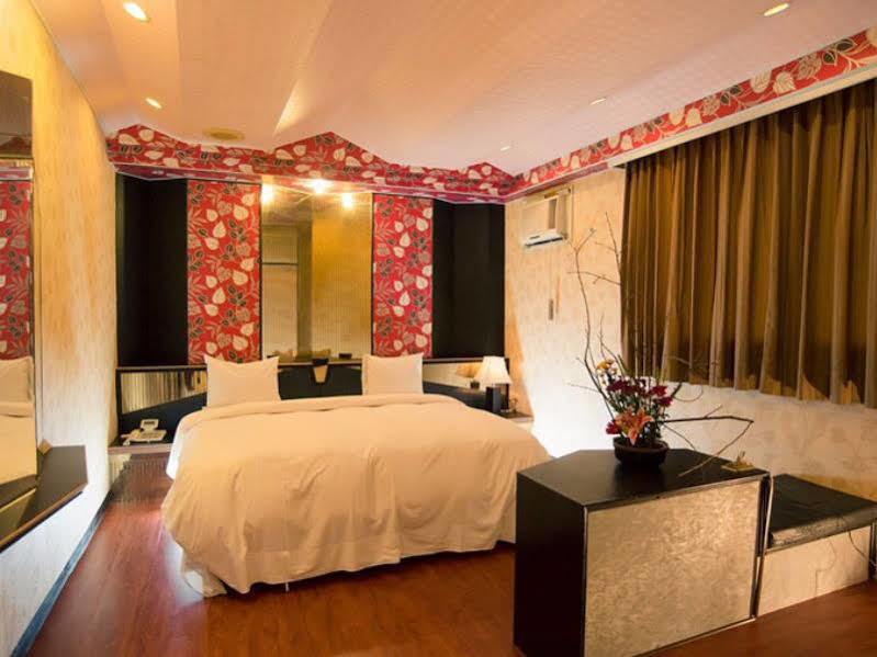 Day Chen Hotel Yilan Extérieur photo